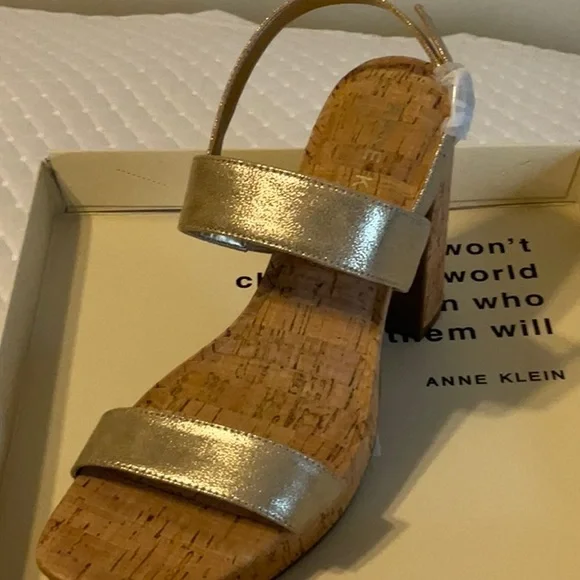 ANNE KLEIN Zaya Heeled Sandals - Picture 7 of 8